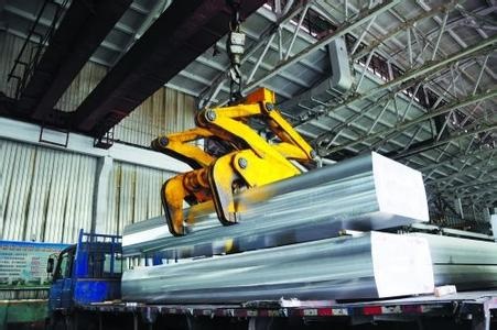 صادرات آلومینیوم به بالاترین سطح در 4 سال اخیر رسید/ صادرات فولاد چین امسال به 70 میلیون تن می رسد