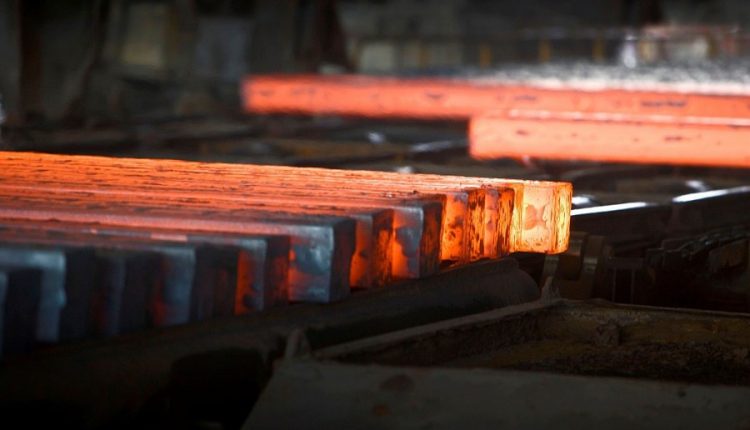 تولید شمش فولاد سازان در بهار امسال ۳ درصد رشد داشت